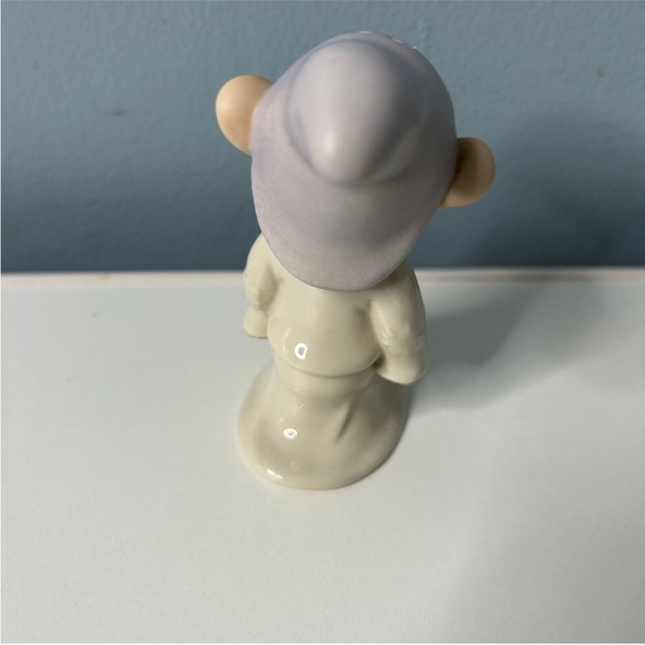 Disney Lenox Sneezy & Dopey Seven Dwarfs Salt & Pepper Shakers Host Pick Collect - Picture 9 of 15